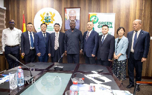 Lands Minister Samuel A. Jinapor in group photo with the delegation from  Wuhan