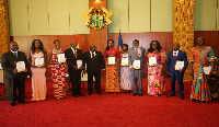 President Akufo-Addo with the families of the awardees