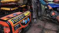 Generators dey popular for Nigeria sekof bad power supply situation