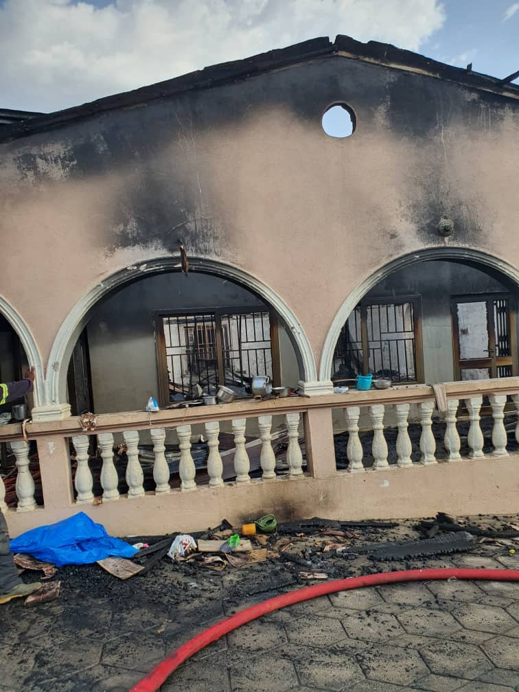 A shot of the totally burnt house