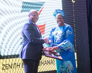 Mr. Henry Onwuzurigbo receiving the award