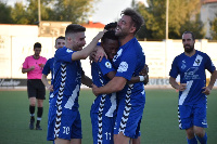 Emmanuel Yabani celebrating with his teammates