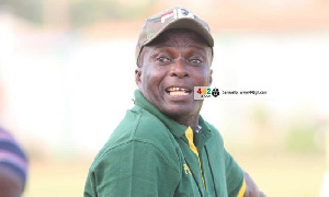 Head coach of Ebusua Dwarfs, Ernest Thompson