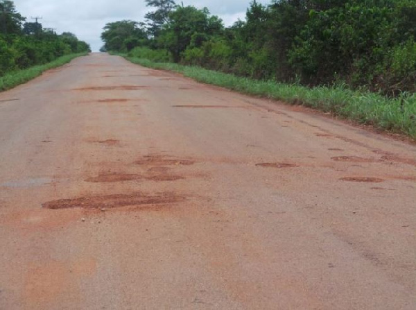 A stretch of the deteriorated Berekum-Sampa road