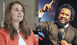 Sonnie Badu (R), Melinda Gates (L)