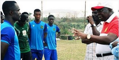 Asantehene addresses Kotoko players at training