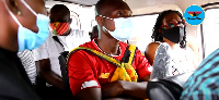 Passengers wearing their nose masks