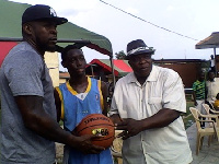 Reverend Stephen Douglas Kwakye (l) Mr Michael Anim Akoto (m), Rep of Ofori Panin SHS