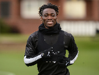 Winger, Christian Atsu