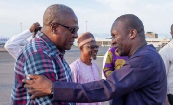 Ablan Bagbin (right) exchanging pleasantries with Johin Dramani Mahama (left)