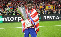 Thomas Partey with the Europa League trophy