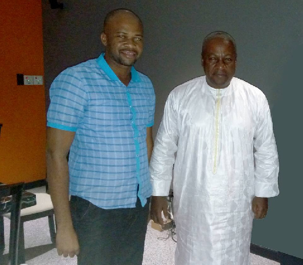 Yayaha Seidu in a pose with President Mahama