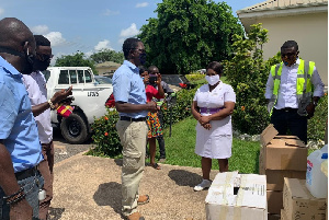 ZEN Operations Manager, Stanley Tweneboah (middle)