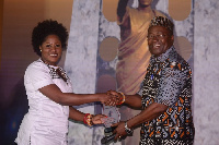 Patience Nyarko receiving her award