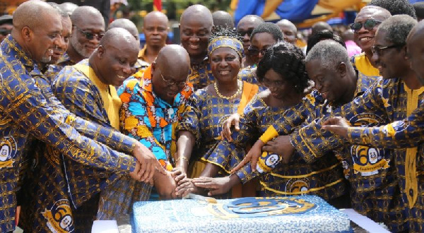 President Akufo-Addo cutting the 60th-anniversary cake