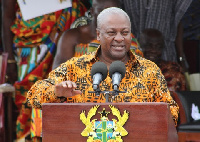 President John Mahama assuring residents of Kumasi of a modern, sophisticated and gargantuan market