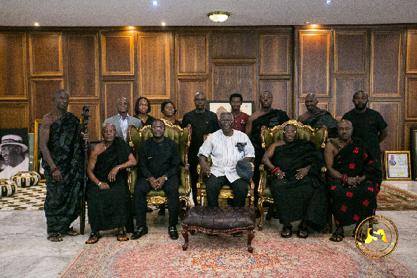 Former President John Agyekum Kufuor flanked by Jospong and some chief mourners