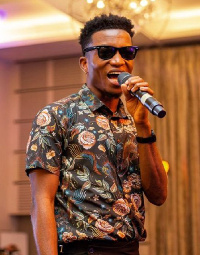 Singer, Kofi Kinaata