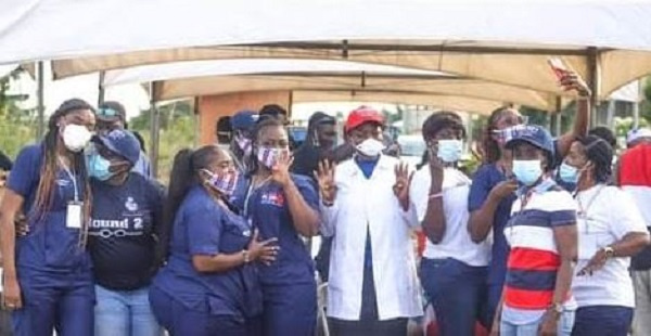 Ayawaso West Wuogon MP, Lydia Alhassan (Middle) with some organizers of the initiative