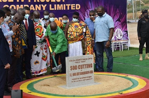 President Akufo-Addo with shovel breaking the ground for Phase IV of Keda Ceramics(1)