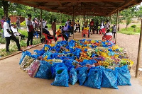 The food items were donated to 600 teachers from 40 private schools