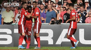 Ofori joined by his mates to celebrate the goal