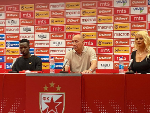 Bukari (left) just signed a contract with the Serbian side