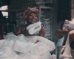 Songstress, Efya selling in her new music video