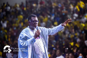 Pastor Mensa Otabil Praying .jpeg