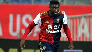 Alfred Duncan in action for Cagliari