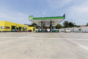 Kojo Thompson Road service station