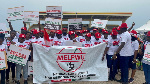 Medical Laboratory Professional Workers' Union (MELPWU) protesting