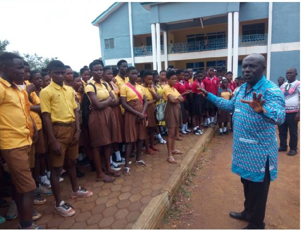 Victor de-Graft Etsison speaking to students before the last paper