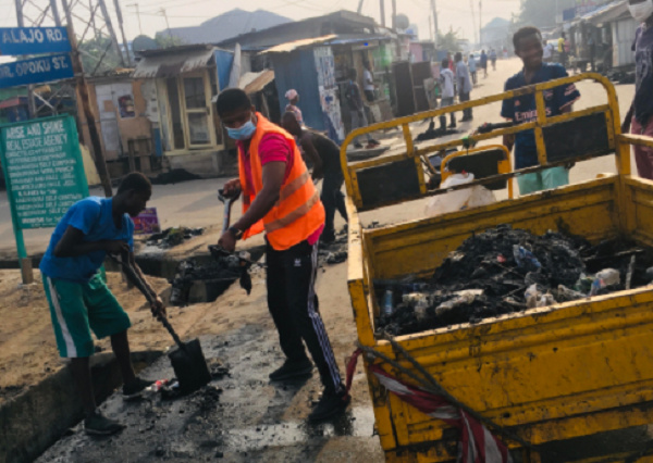 The five-hour clean-up exercise was organized to help improve the sanitary condition in the area