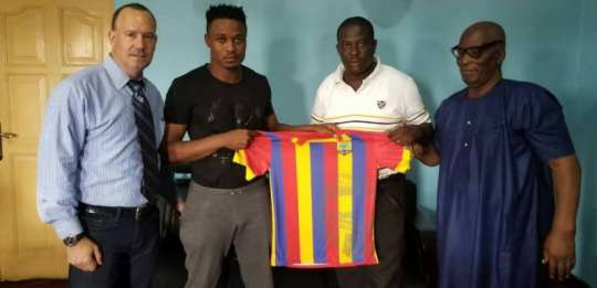 Ernest Sowah being officially unveiled as Hearts of Oak Goalkeeper