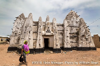 The Mud Mosque in Bole before the collapse