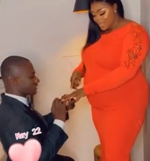 Zionfelix proposing to Mina Lawani