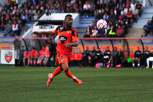 Jordan Ayew Lorient Action