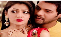 Protagonist Pragya with husband Abhi