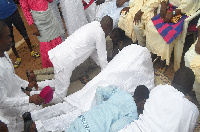 Prostrating at wedding. Photo: Wikimedia Commons/ Olusegundare