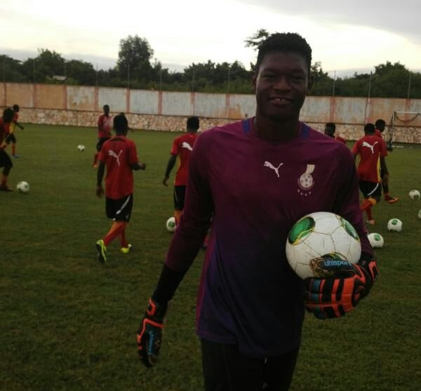 Former Hearts goalie Muntawakilu