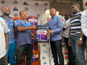 Owusu Bempah handing over donated items