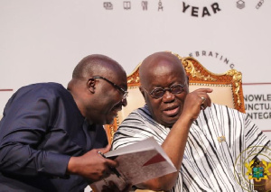 President Akufo-Addo (right) and Vice President Mahamudu Bawumia