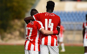 Richmond Boakye-Yiadom celebrating with his teammates