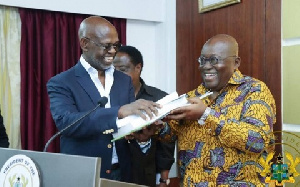 Nana Addo Dankwa Akufo-Addo, President of Ghana (right)