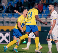 Boateng showcased his prowess, equalizing for First Vienna with a well-timed strike