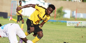 Former Ashantigold midfielder, James Akaminko