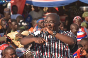 Dr. Mahamudu Bawumia during one of his campaign tour