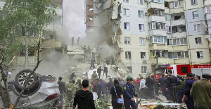 Russian apartments collapse after explosion