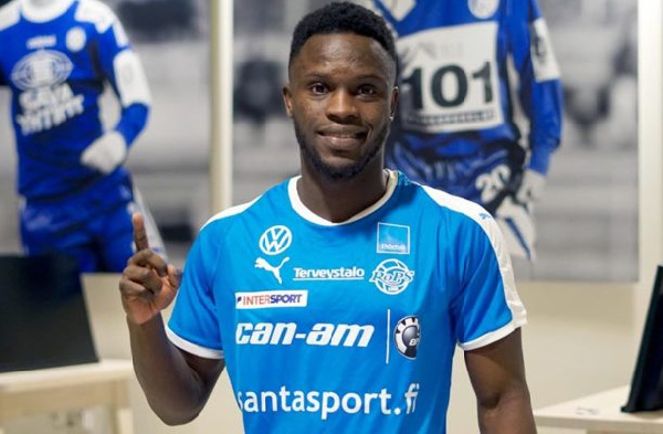 Ghanaian International Raymond Gyasi